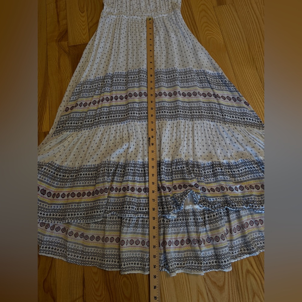 Off-Shoulder Bohemian Maxi Dress in Cream and Black - Picture 6 of 9